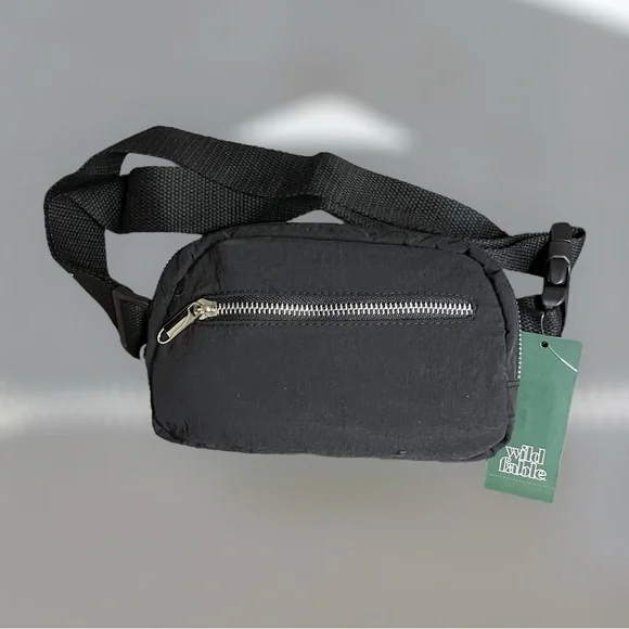 Wild Fable Black Crossbody Bag - Picture 2 of 2
